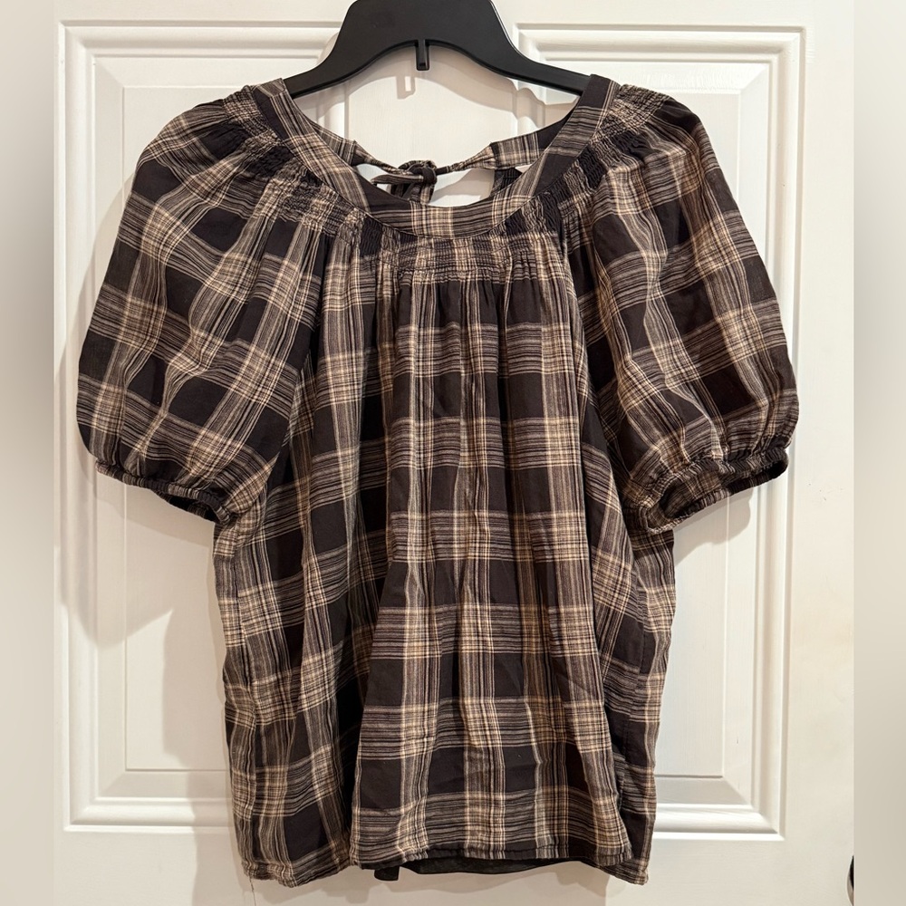 LC Lauren Conrad Brown & Black Plaid Top/Blouse. Size Medium.